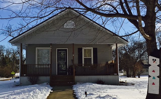 1st image of 601 S Highland St
