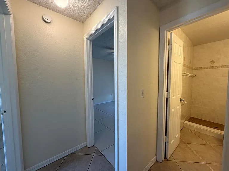 3802 SW Kocerik St — Photo 8