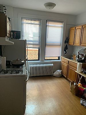2nd image of 2415 41st St APT 3R
