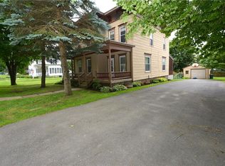 18 Antwerp St, Philadelphia, NY 13673