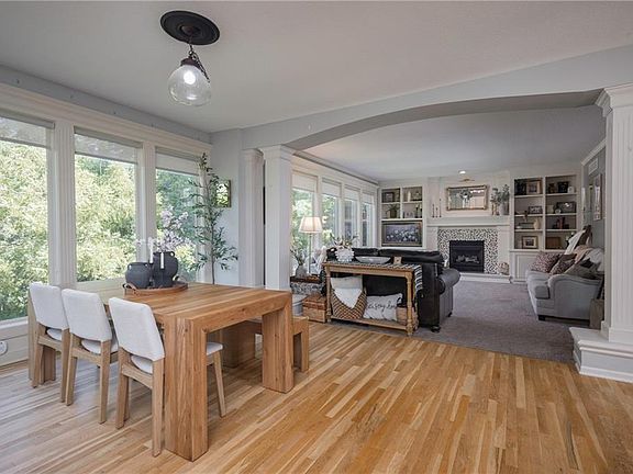 5th image of 1012 NE Serenity Ln