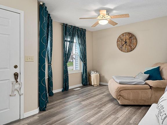 4th image of 186 Olde Mill Ln