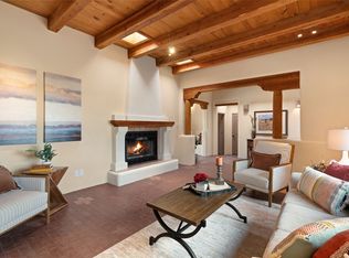 15 Camerada Rd, Santa Fe, NM 87508