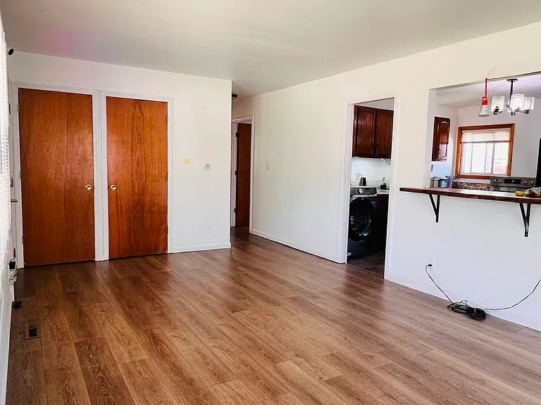68 Bellhurst Rd — Photo 9