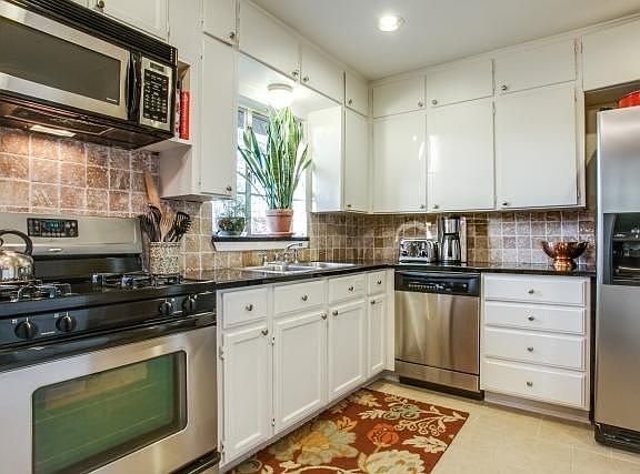 2nd image of 10259 San Juan Ave