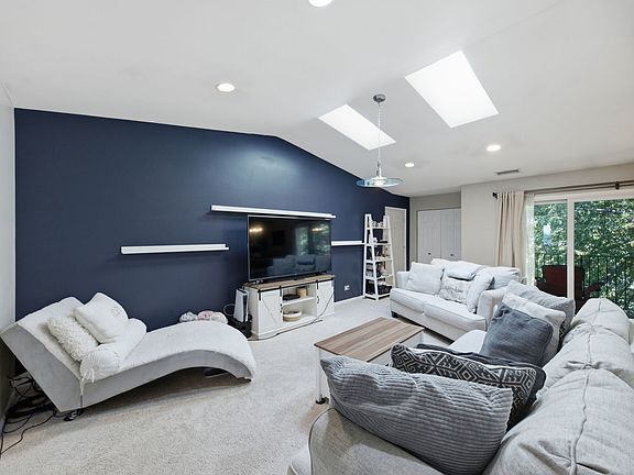 5th image of 15811 S 76th Ave APT 3G