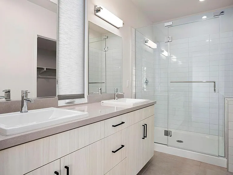 Double sinks