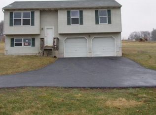 4395 Carlisle Rd, Gardners, PA 17324