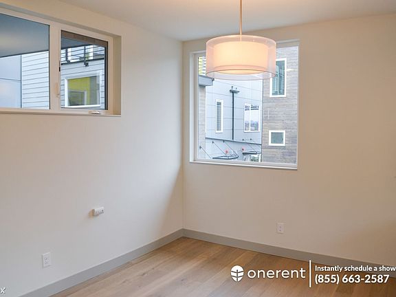 3rd image of 3920 1st Ave NE #A
