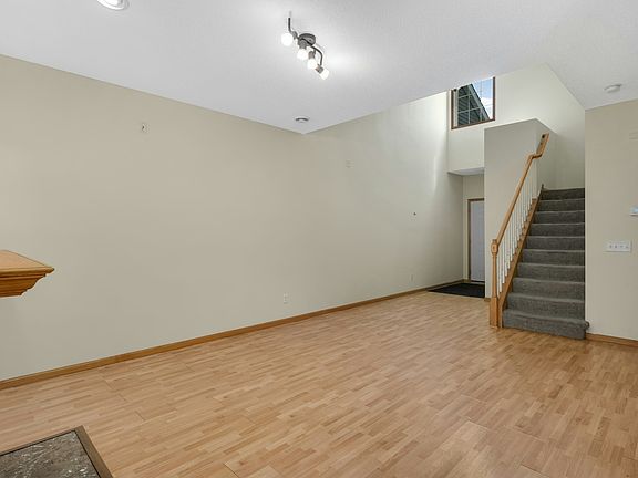 3rd image of 6869 Folkestone Rd