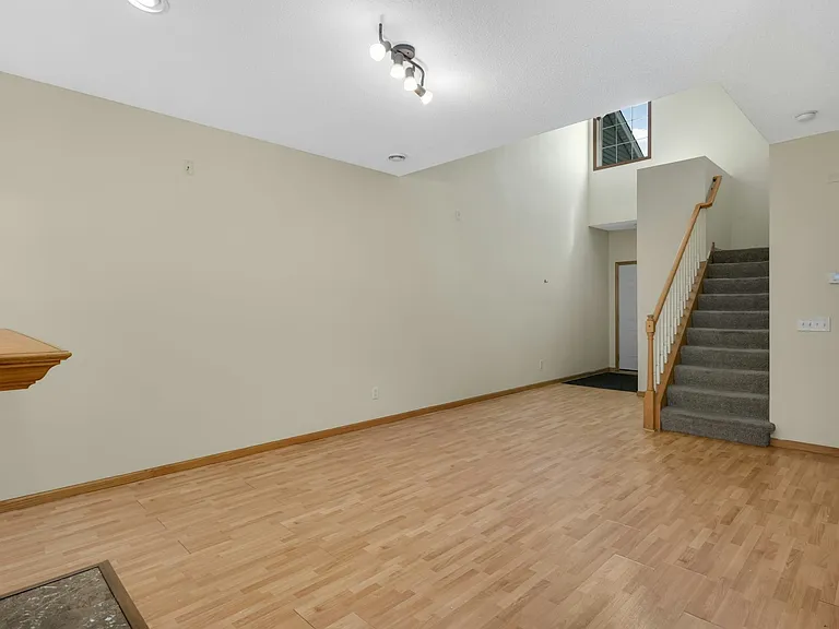 6869 Folkestone Rd — Photo 3