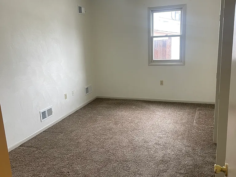 788 Hazelwood Ave #2 — Photo 10