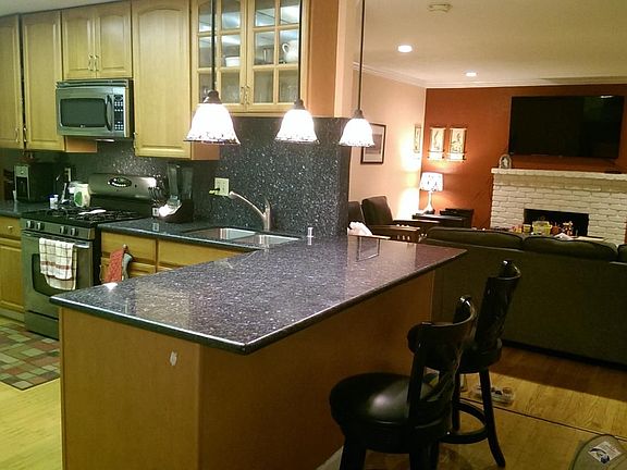 2nd image of 354 E Arbor Ave