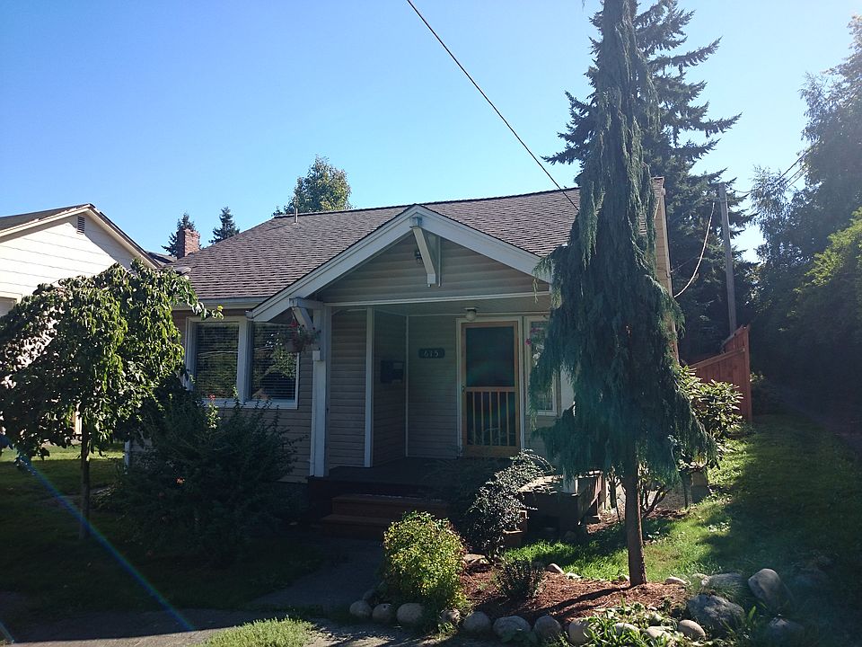2nd image of 615 NE 55th St