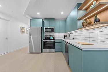 937 Brooklyn Avenue, #THREE