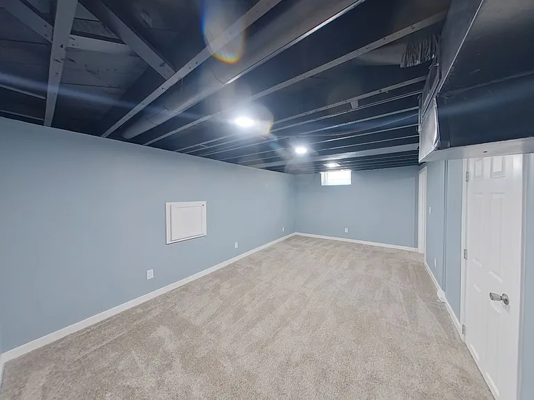 2027 N Spruce St — Photo 10