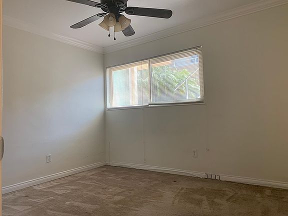 5th image of 370 Palos Verdes Blvd APT 7