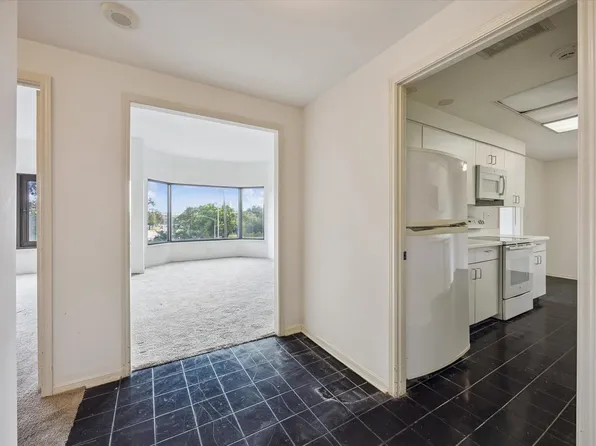 2001 Holcombe Blvd Unit 303, Houston, TX 77030