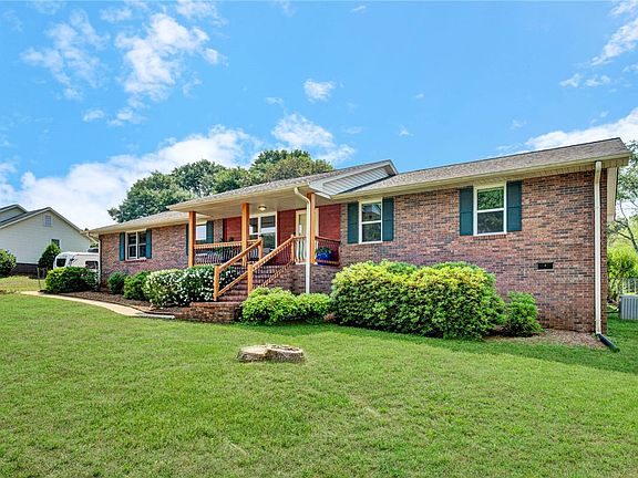 4th image of 205 Oxmoor Dr