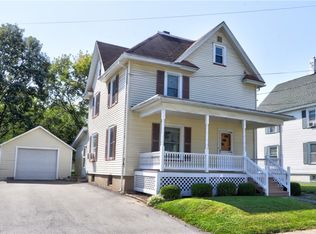 11 Howard St, Manchester, NY 14504