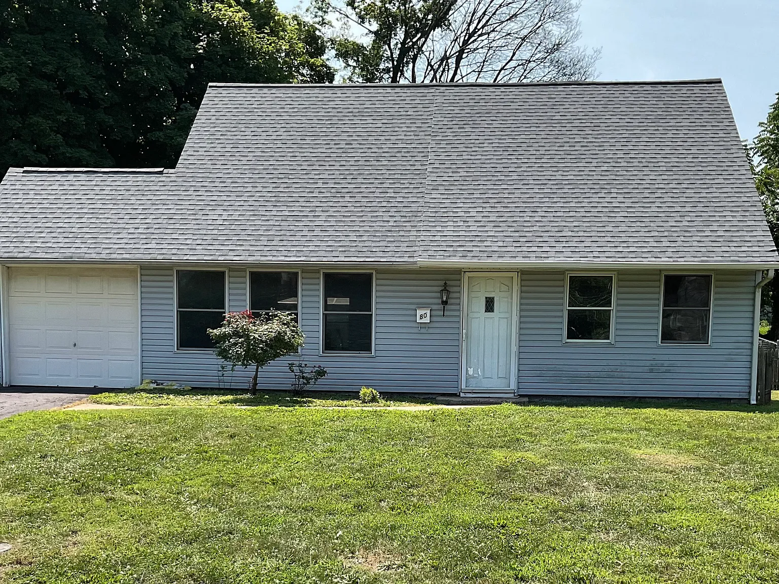 4 bed, 1275 sqft, $2,700 — Photo 2