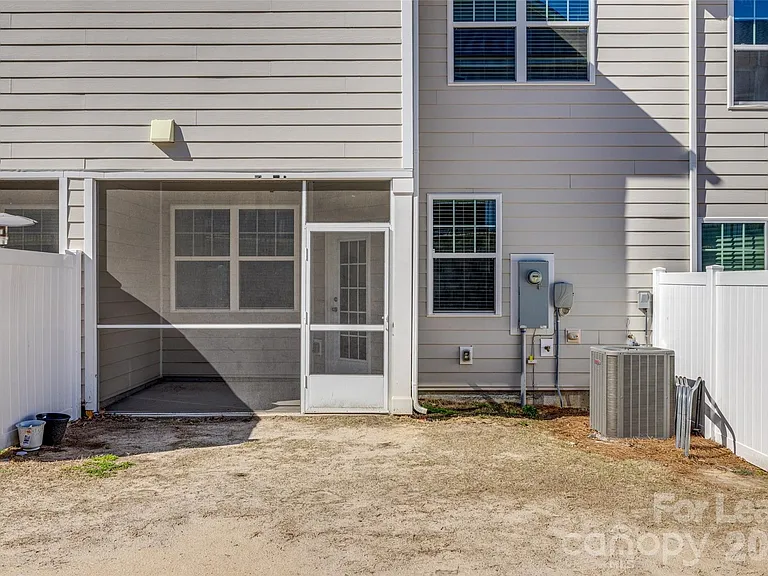 807 Gable Oak Ln — Photo 31