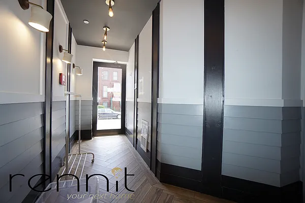 Rented by Rennit Inc. | media 27