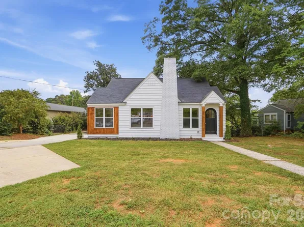 211 Spratt St, Fort Mill, SC 29715