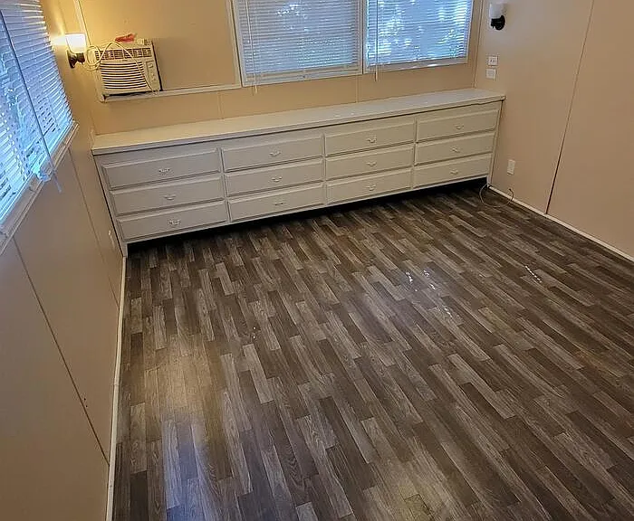 2827 Friendly Ln #6 — Photo 8