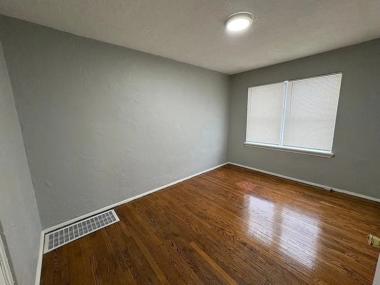 3440 Delor St — Photo 57