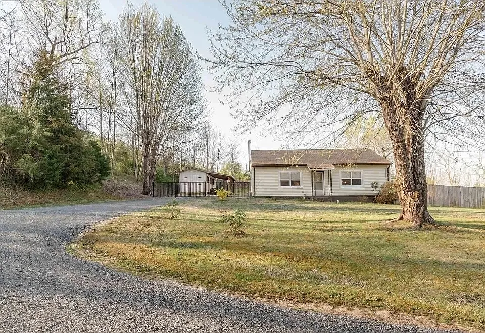 114 Proffit Ln