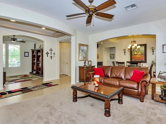 5th image of 20409 W Thayer St