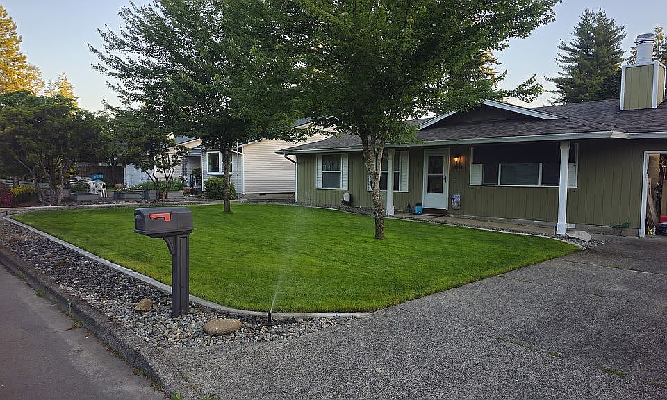 1st image of 15008 NE 8th St