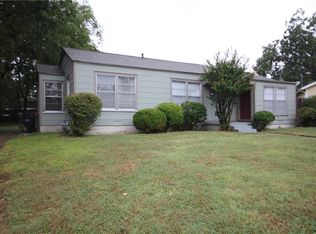 4504 Marks Pl, Fort Worth, TX 76116