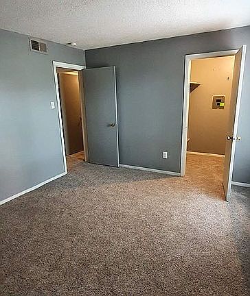2nd image of 5698 Los Gatos Dr APT 1