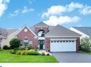 6 Monaco Dr, Hamilton, NJ 08691