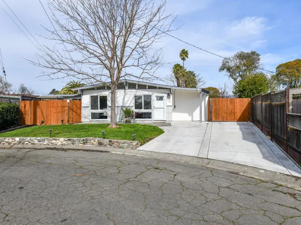 14 Burnette Court, Napa, CA 94558