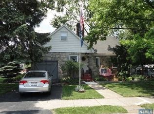 117 Skillman Ter, Saddle Brook, NJ 07663