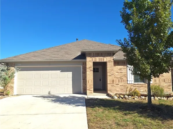 1305 Almond Crk, Seguin, TX 78155