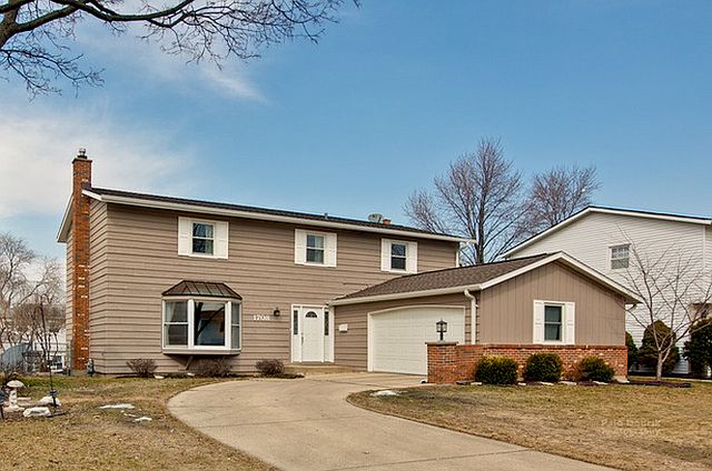 1st image of 1708 W Catalpa Ln