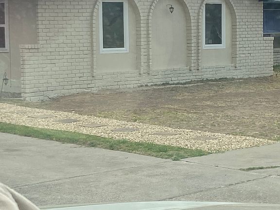 2nd image of 2320 Chaswood Dr