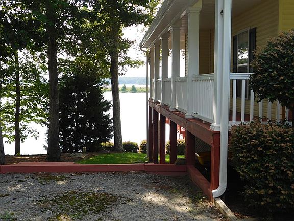 4th image of 176 Northside Dr