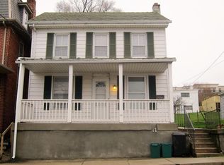 31 Lincoln Ave, Ephrata, PA 17522