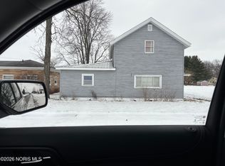 423 S Stearns Ave, Deshler, OH 43516
