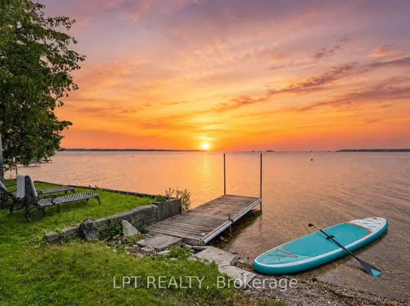 66 Blue Heron Dr, Georgina, ON L0E 1N0