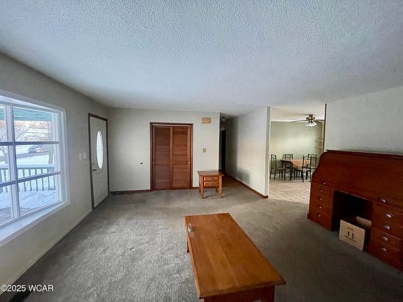5th image of 109 Lark Ln