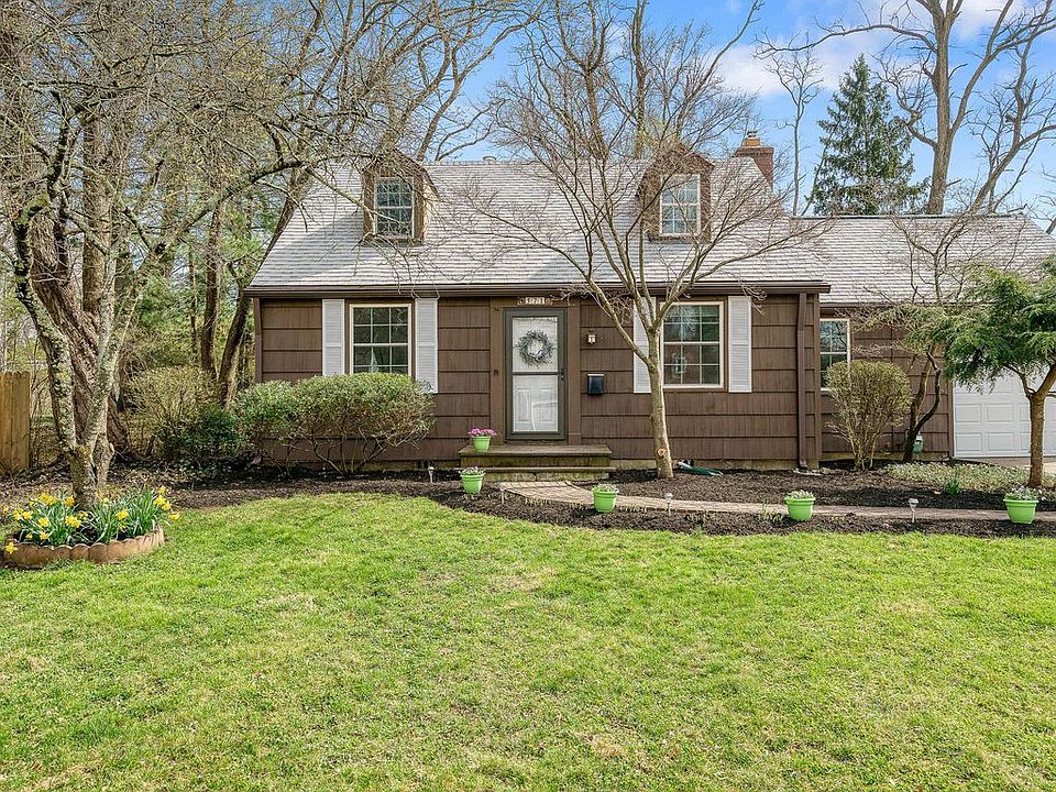 1st image of 571 Kenbrook Dr