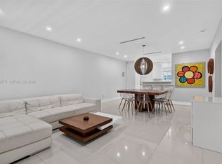 Rex Gardens Condo, Bay Harbor Islands, FL 33154