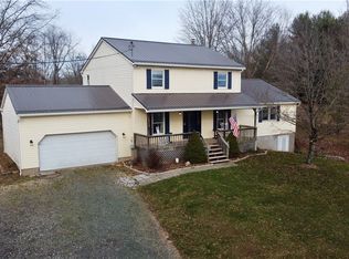 318 Everson Rd, Belpre, OH 45714