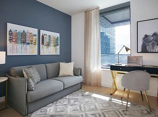 3 Court Sq #3910, Long Island City, NY